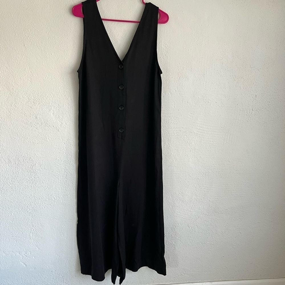 Grey Lab Woman Black Sleevless V- Neck Bottom Details Jumpsuit, Size XS